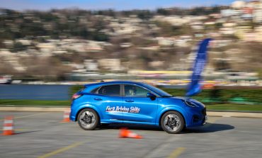 Ford Sürüş Akademisi 5. Kez Gerçekleşti: Şampiyon Pilotlar Gençleri Güvenli Sürüş Konusunda Bilinçlendirdi